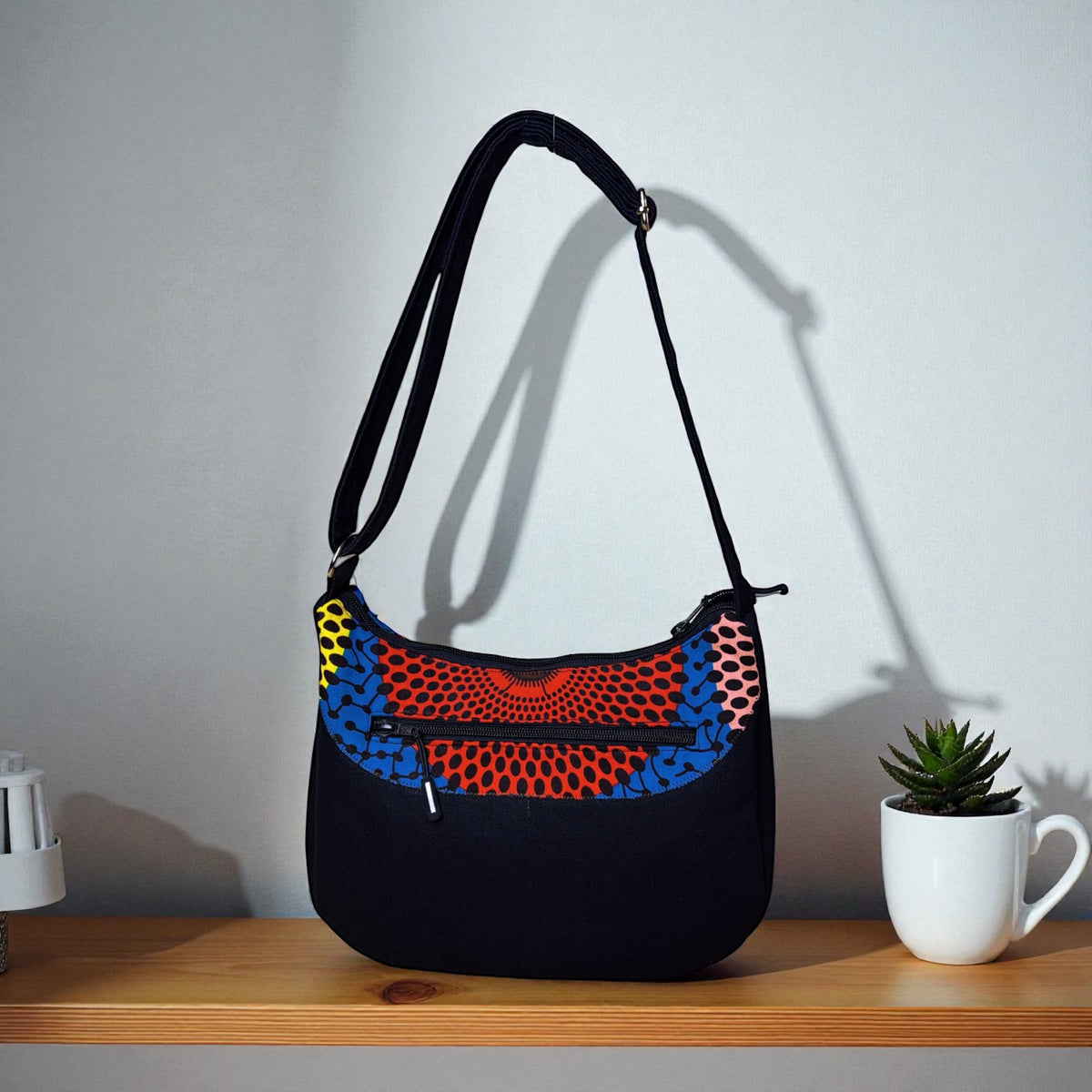 Sac bandoulière à rabat en tissu africain